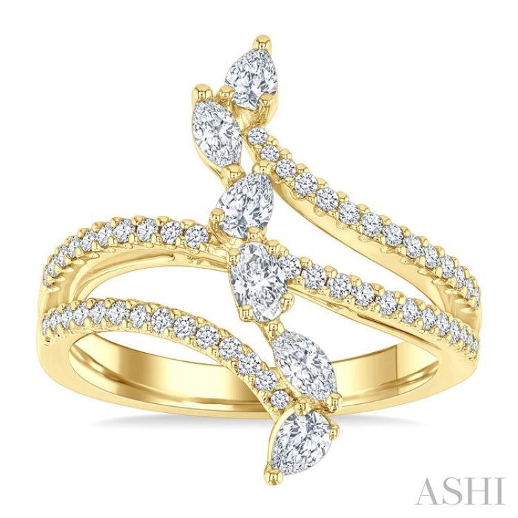 3/4 Ctw Three-Way Split Shank Mixed Diamond Cut Fashion Ring in 14K Yellow Gold