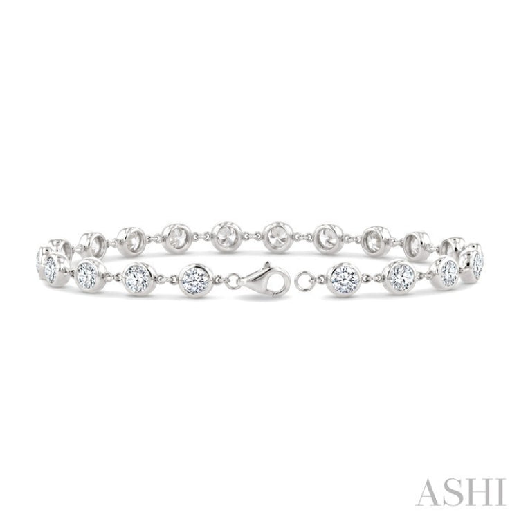 1/2 Ctw Bezel Set Round Cut Diamond Station Bracelet in 14K White Gold