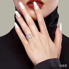 1/3 Ctw Curved Center Round Cut Diamond Insert Ring in 14K White Gold