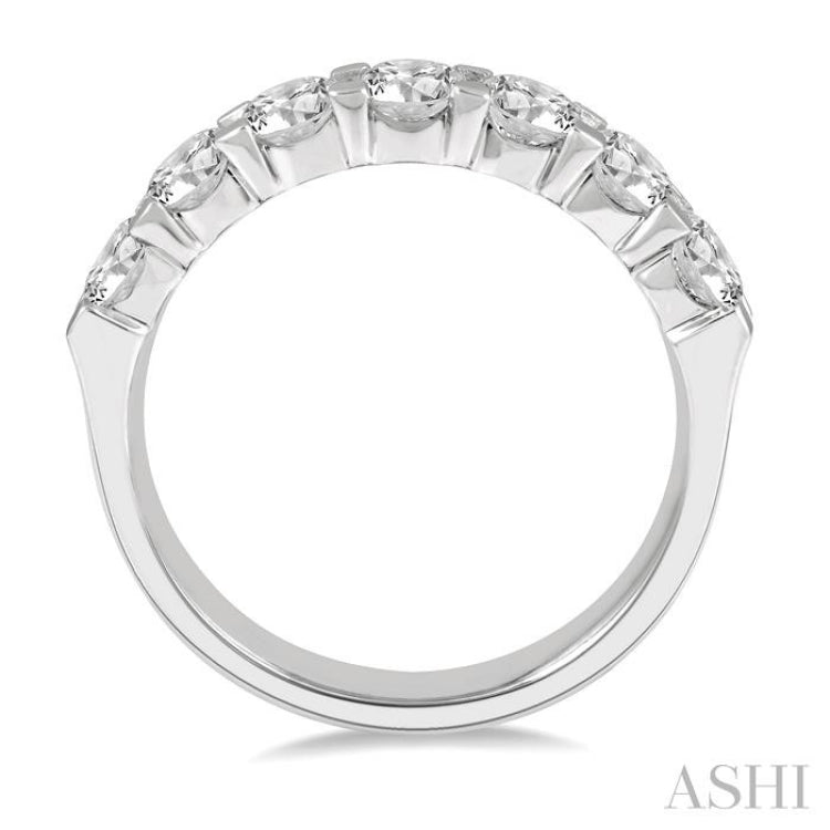 2 Ctw 7 Stone Round Cut Diamond Wedding Band in 14K White Gold