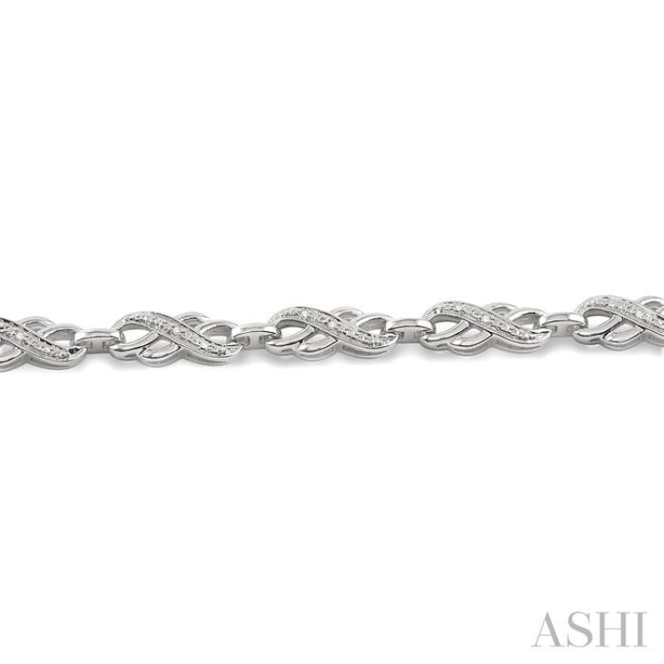 1/20 Ctw Round Cut Diamond Bracelet in Sterling Silver