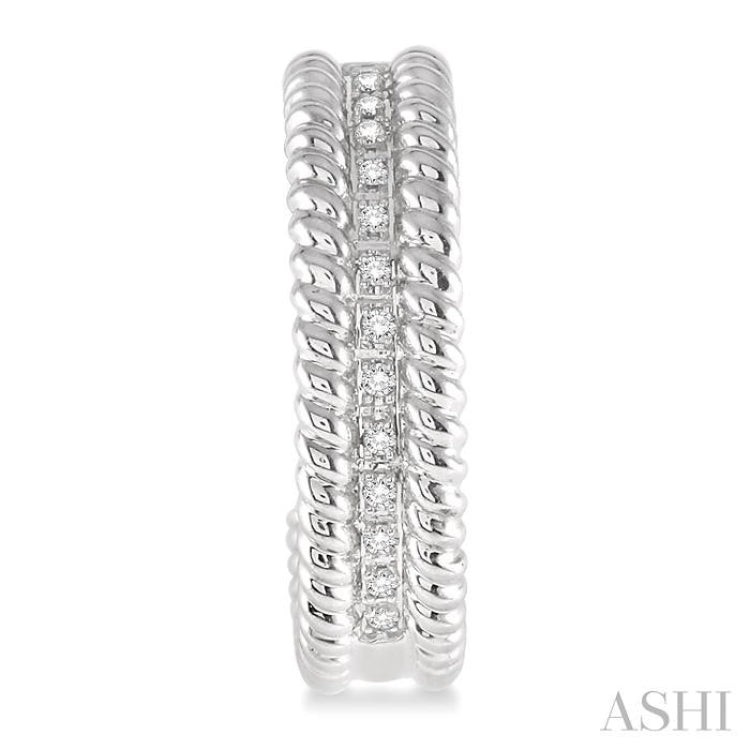 1/6 Ctw Round Cut Diamond Fashion Earrings in Sterling Silver