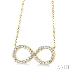 3/4 Ctw Round Cut Diamond Infinity Pendant With Chain in 14K Yellow Gold
