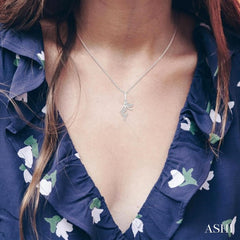 1/8 Ctw Petite Sea Life Mermaid Round Cut Diamond Fashion Pendant With Chain in 10K White Gold