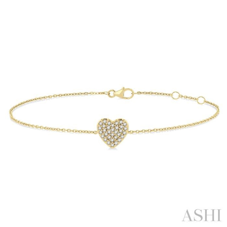 1/8 Ctw Petite Heart Round Cut Diamond Fashion Bracelet in 10K Yellow Gold
