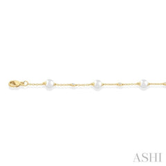 5 MM Round Shape Cultured Pearl and 1/6 Ctw Round Cut Diamond Fashion Station Bracelet in 14K Yellow Gold