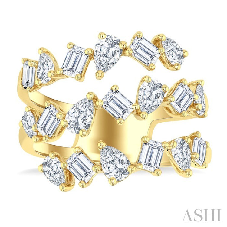 2 1/3 Ctw Mixed Pear and Emerald Cut Diamond Fashion Wrap Ring in 14K Yellow Gold